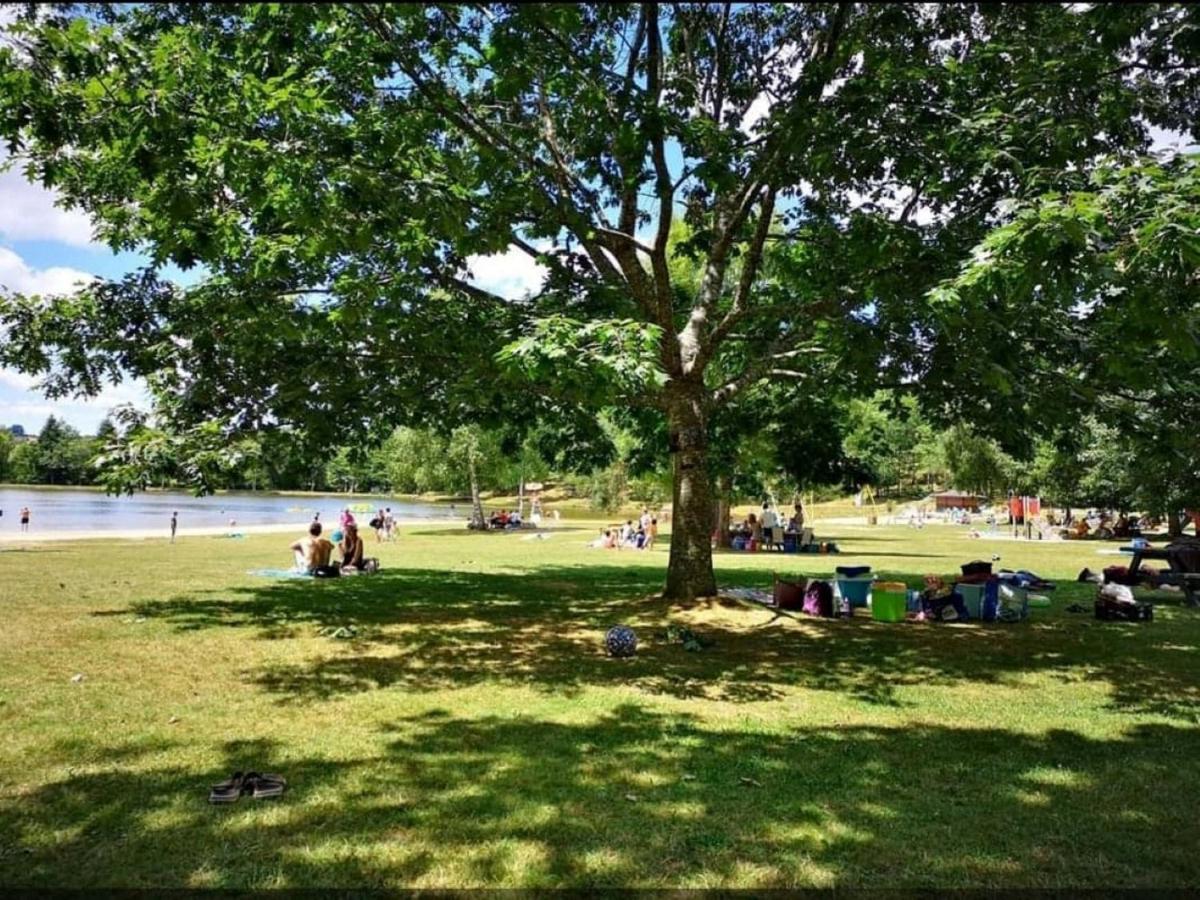 לינה וארוחת בוקר Corrèze Le Parc Des 4 Saisons מראה חיצוני תמונה