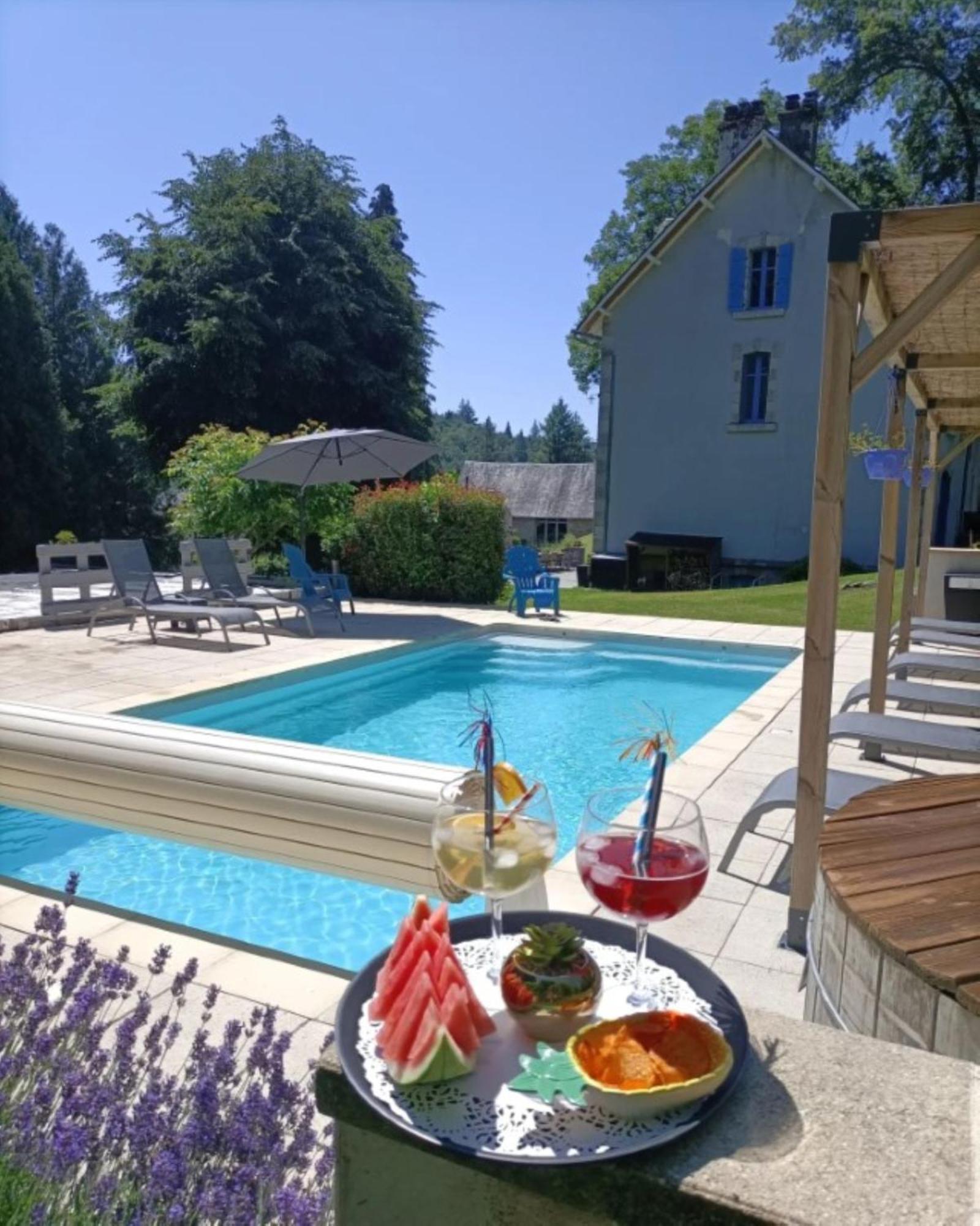 לינה וארוחת בוקר Corrèze Le Parc Des 4 Saisons מראה חיצוני תמונה